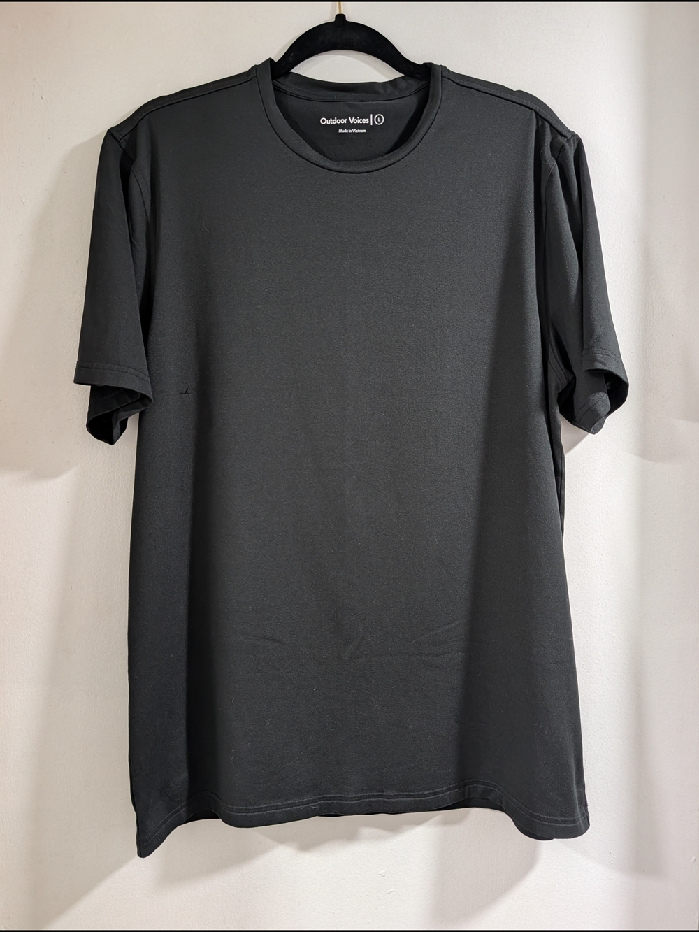 Outdoor Voices Men’s Black Performance T-Shirt